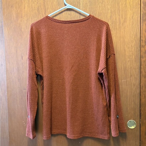 Women's Rust Button-Up Ribbed Top - Picture 2 of 2